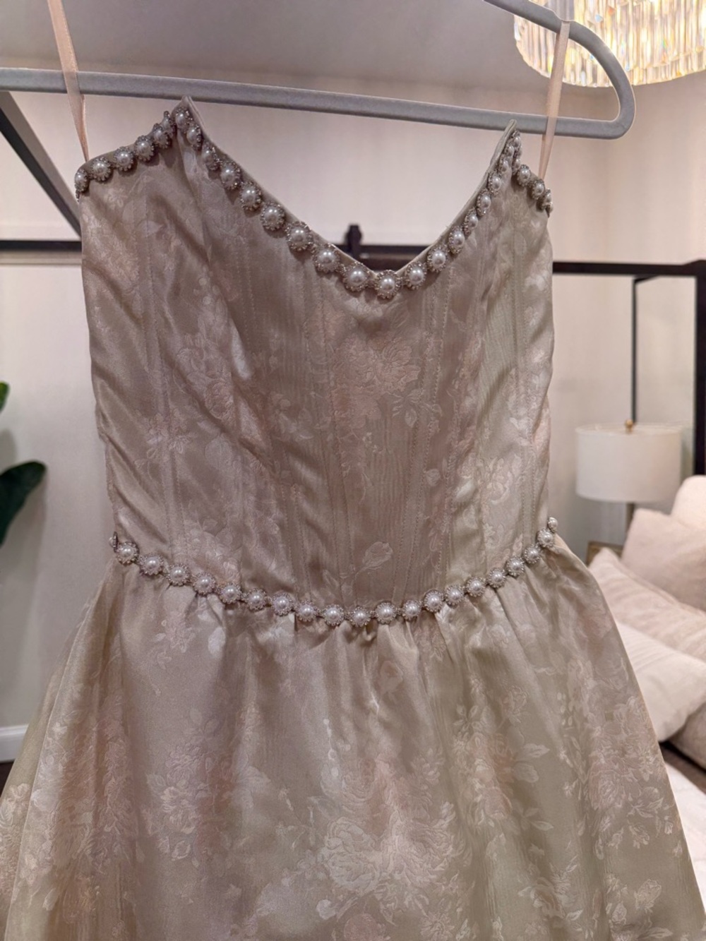 V. CHAPMAN| THE VIVIAN DRESS IN TAUPE WINDSOR BROCADE - Picture 6 of 12
